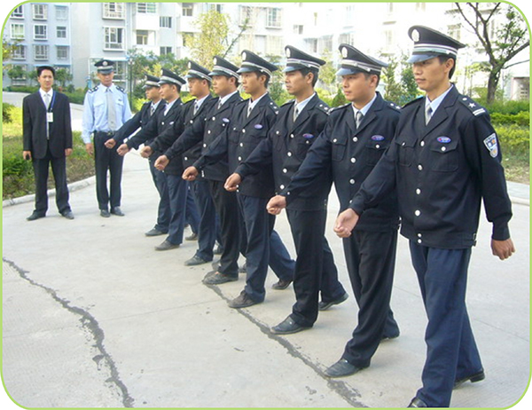 隊員訓練